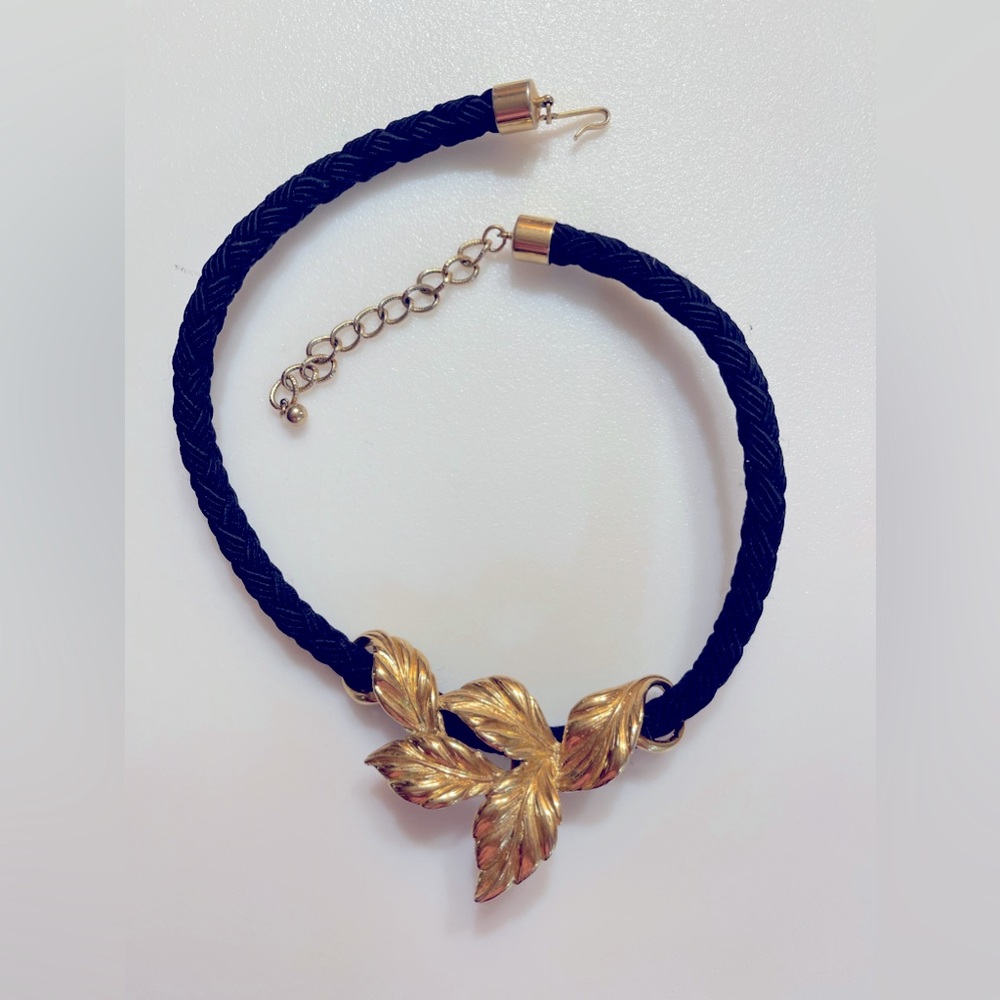 Vintage black choker with gold leaf detail